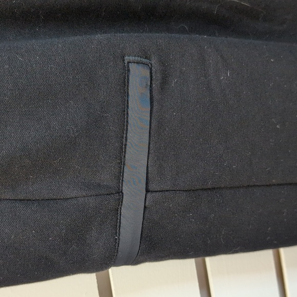 Athleta NWOT Triumph Hybrid Wide Crop Size Small-Tall Black #533711 - Picture 4 of 10